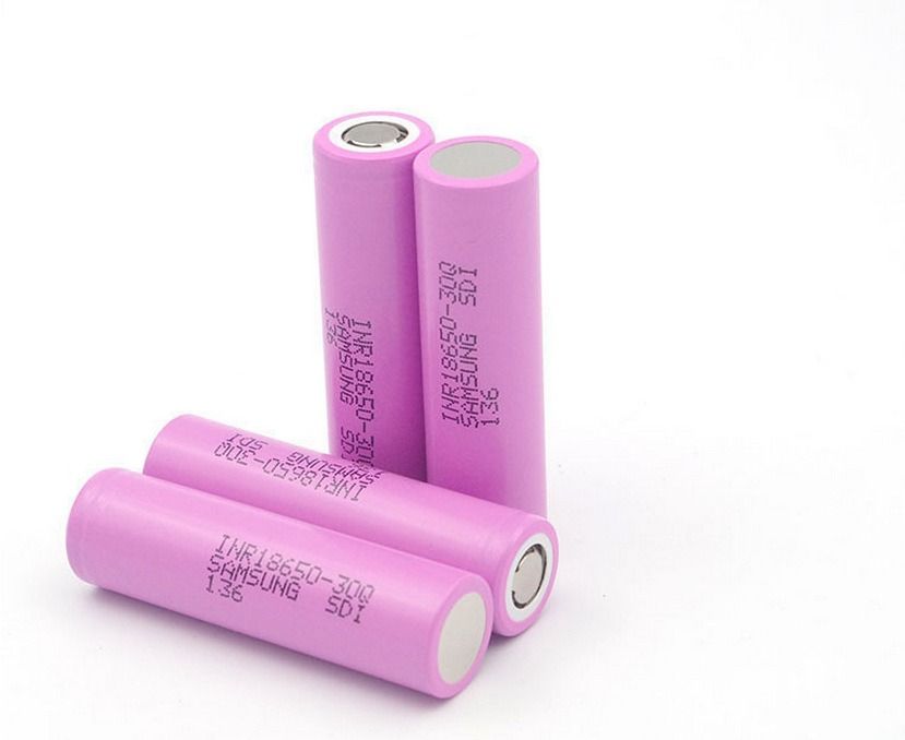 Samsung30Q 3.7V 3000mAh 18650 Battery Rechargeable 30Q (4 Pack)